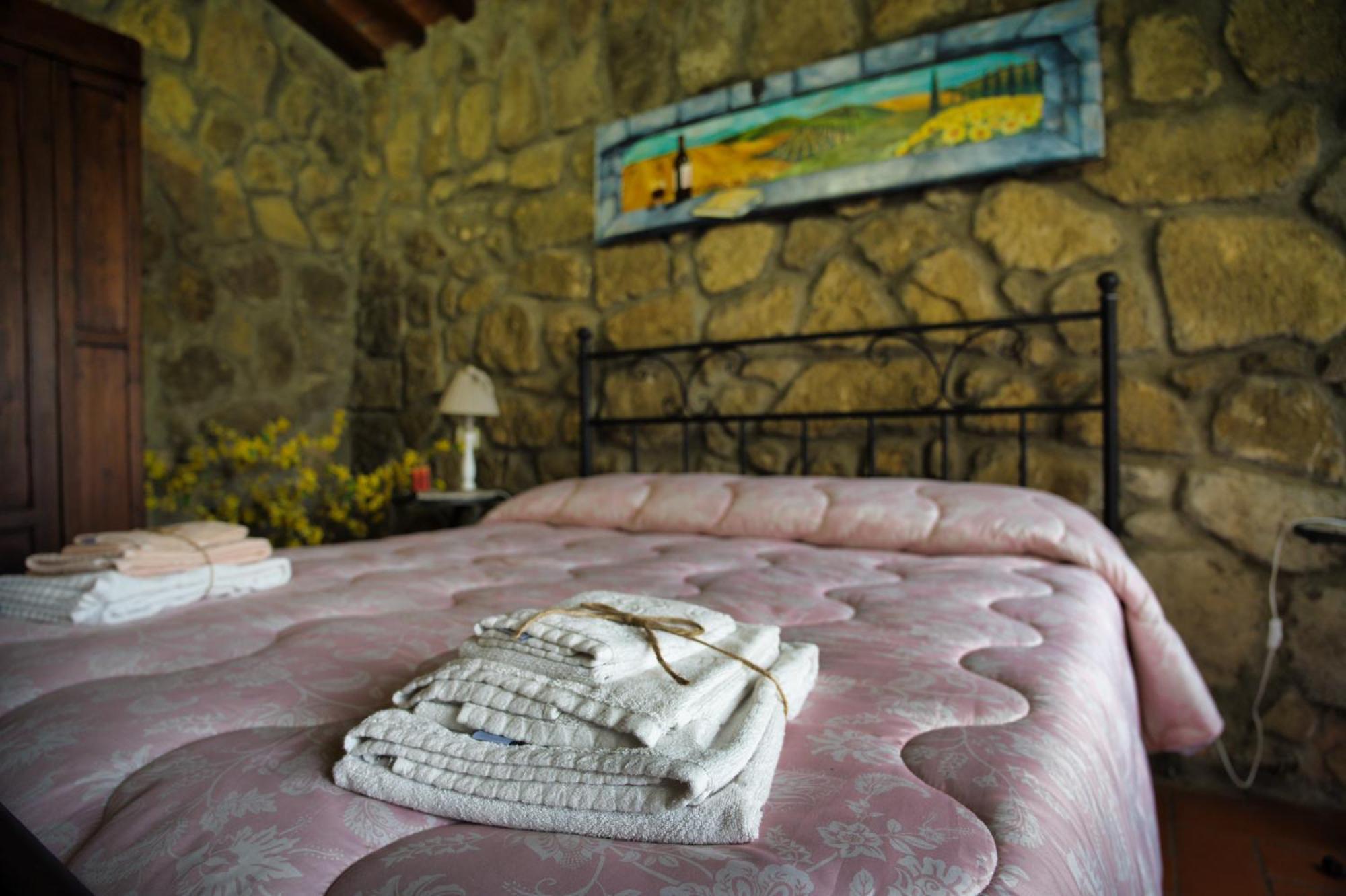 Agriturismo Biagiotti Аббадиа Сан Сальваторе Экстерьер фото