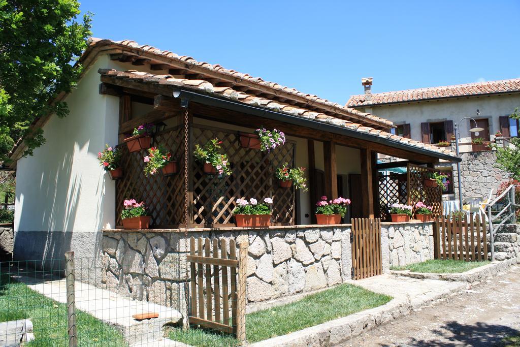 Agriturismo Biagiotti Аббадиа Сан Сальваторе Экстерьер фото
